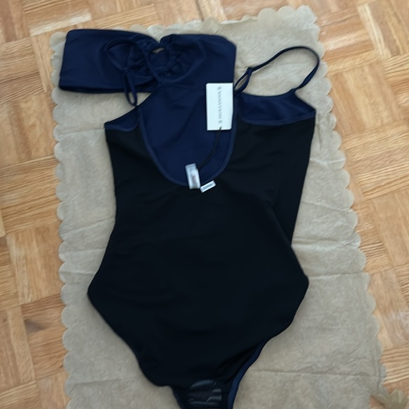 Solid & Striped - Picture 6 of 8